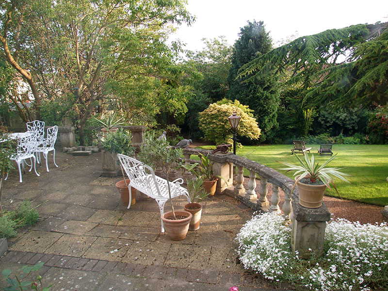 Helensbank - the garden from the upper terrace