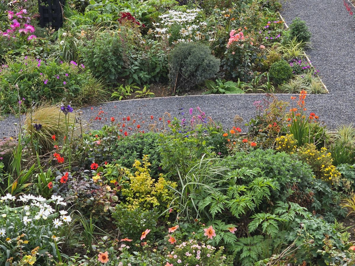 Lochview Gardens